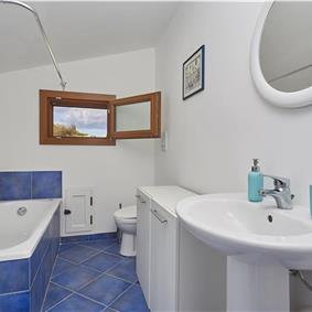 3 bedroom villa with pool, Scopello, sleeps 6